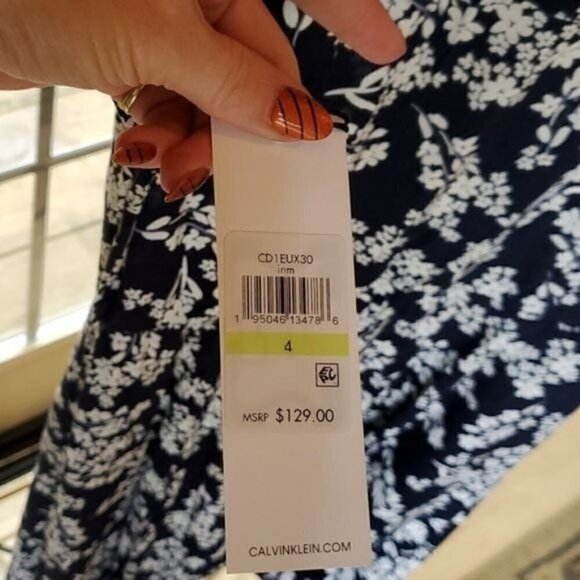 Calvin Klein Floral 100% Rayon Capped Sleeve Full Button Belt Loops Sz. 4 Dress - Picture 7 of 12